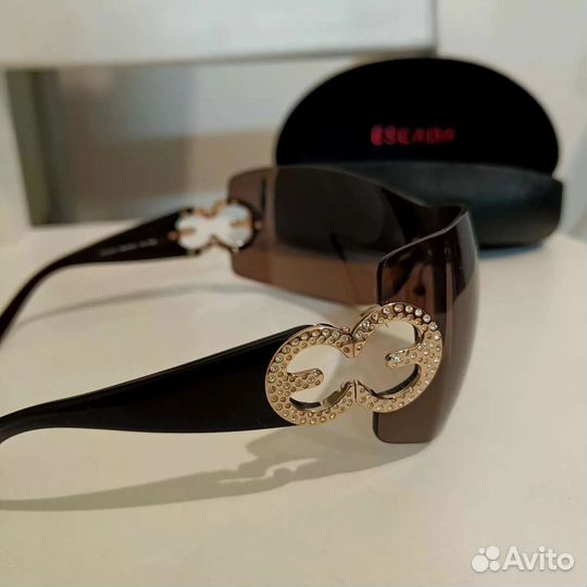 Винтажные солнцезащитные очки Escada