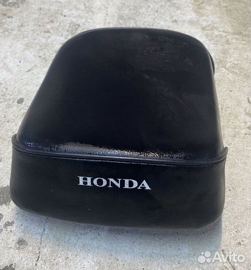 Honda Super Cub сиденье пассажира