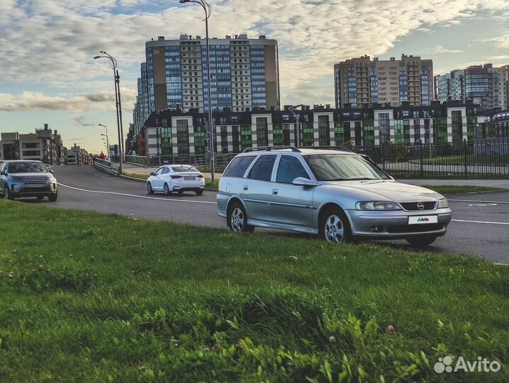 Opel Vectra 1.8 МТ, 1999, 333 333 км