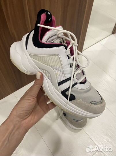 Кроссовки Sisley в отличном состоянии