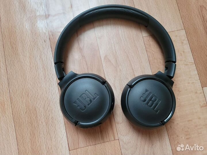 JBL 560bt отл сост