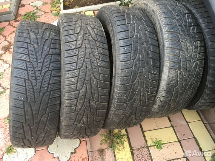 Kumho I'Zen KW31 225/65 R17 33C