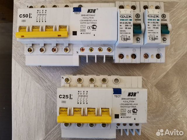 R диф. Выключатель автоматический дифференциальный ад14 4р 25а 30ма. УЗО-01 ДЭК. Выключатель автоматический дифференциального тока 4п ад14 с 25а/30ма. Ад14 4р 40а 30ма IEK дифференциальный автомат.