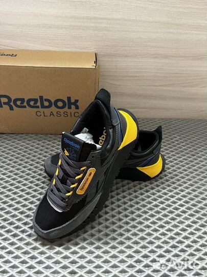 Кроссовки Reebok Classic leather legacy