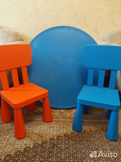 Стол детский со стульями IKEA
