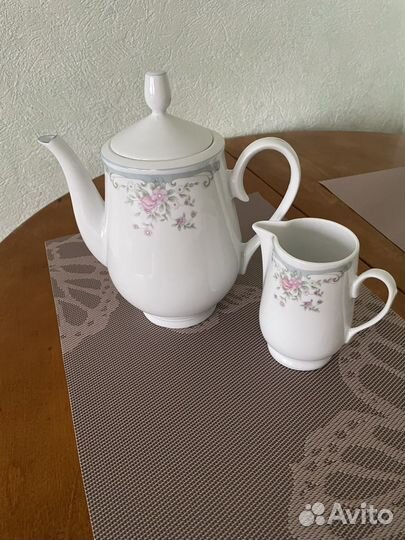 Чайник заварочный и сливочник