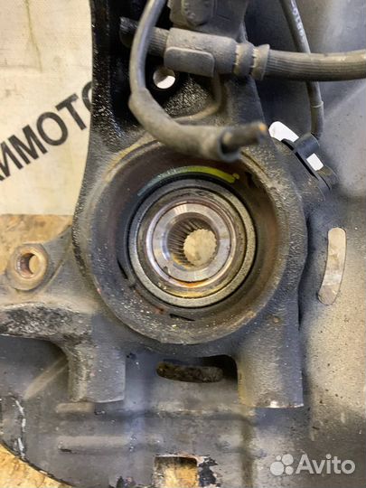 Кулак поворотный передний левый Hyundai Sonata NF