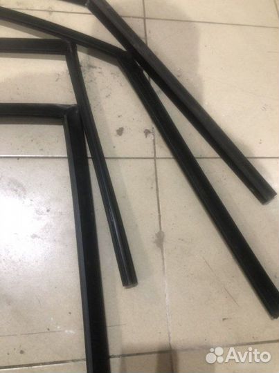 Бархотки дверей Bmw 5 E60