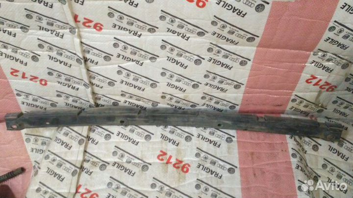 Направляющая бампера задняя Porsche Cayenne 4.5 V8