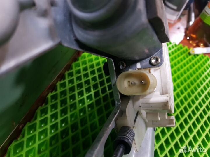 Стеклоподъемник электр. передний правый BMW 5 сери