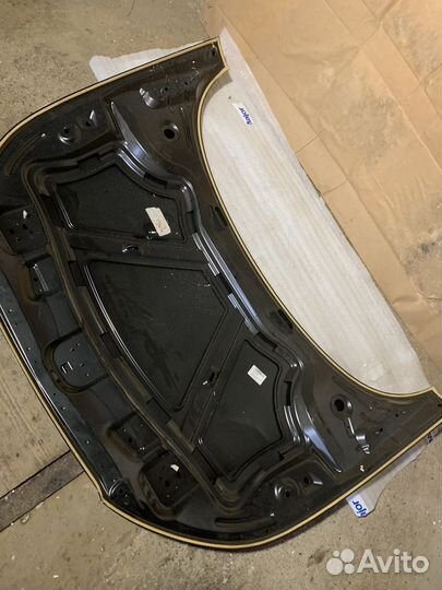 Капот Audi A1 новый,оригинал