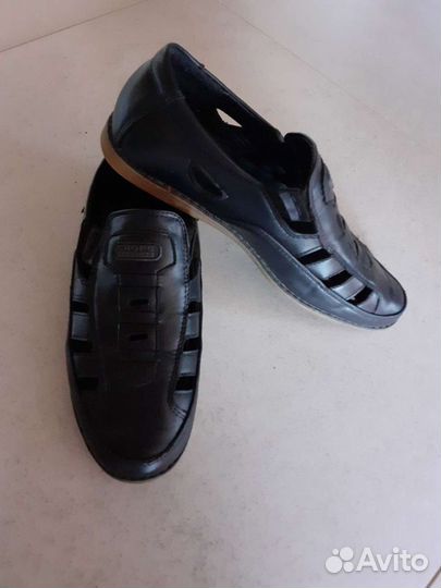 Школьная обувь