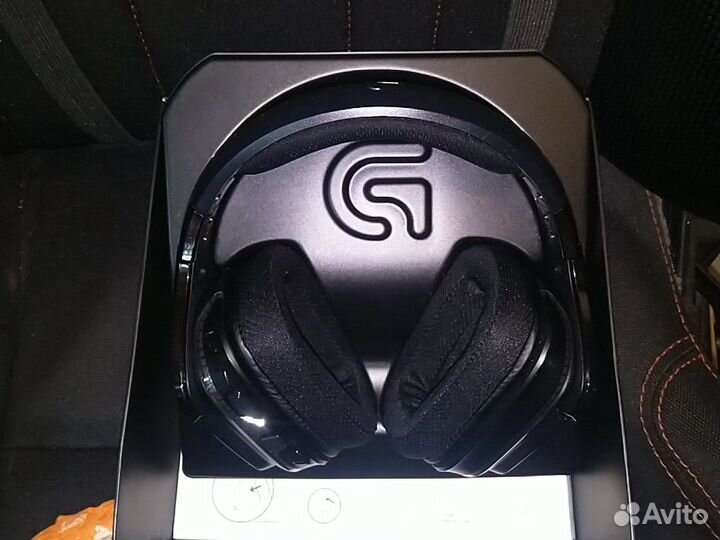 Игровая беспроводная гарнитура Logitech G933