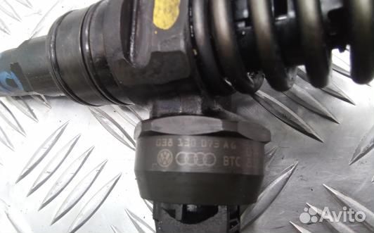 Форсунка дизельная volkswagen passat B6 (ODN40AL04