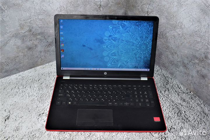Ноутбук HP на AMD A10-9620P/ 4 ядра/ full HD
