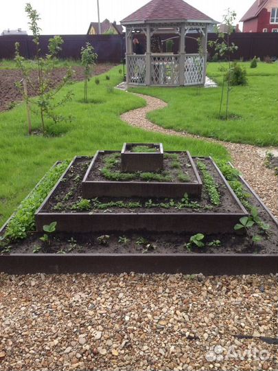 Грядка/клумба пирамида