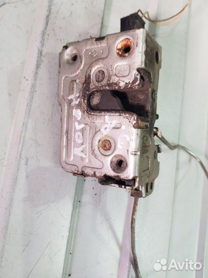 Замок двери задней правой Renault Logan LS K7M