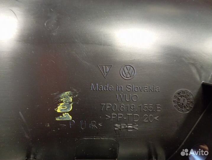 Воздухозаборник Volkswagen Touareg 2013 - 2018