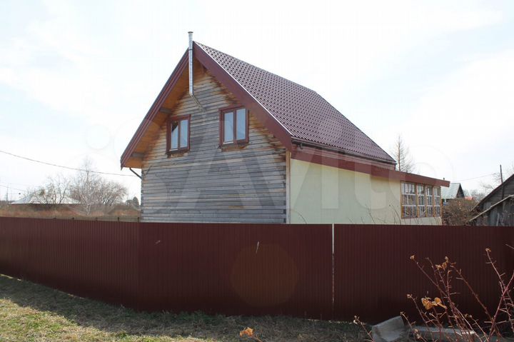 Дом 114 м² на участке 17 сот.