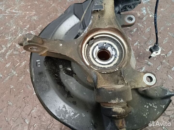 Кулак поворотный передний левый Honda Accord K24Z2