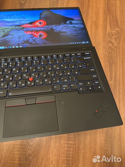 ThinkPad X1 Carbon i7-8665 16 512 4G LTE Touch