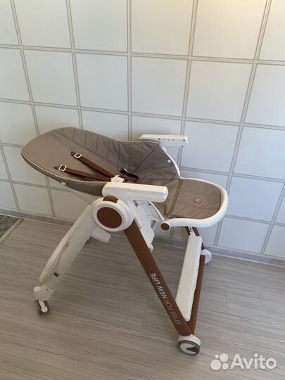 Стульчик для кормления happy baby berny v2