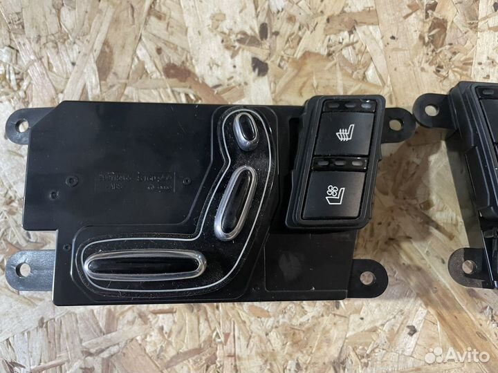 Блок кнопок управления сидениями Кiа Quoris