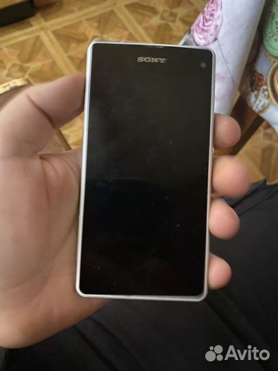 Sony Xperia Z1 Compact, 2/16 ГБ
