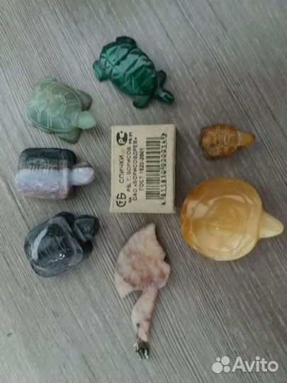 Статуэтки черепах. Много (см.фото). Нат.камень