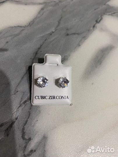 Серьги с цирконами