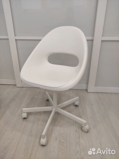 Компьютерный стул-кресло IKEA