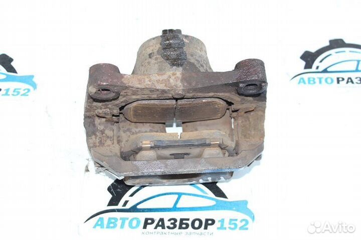 Суппорт тормозной передний левый Nissan Murano Z50