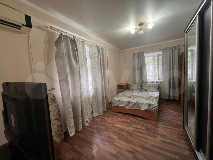 2-к. квартира, 40 м², 1/5 эт.