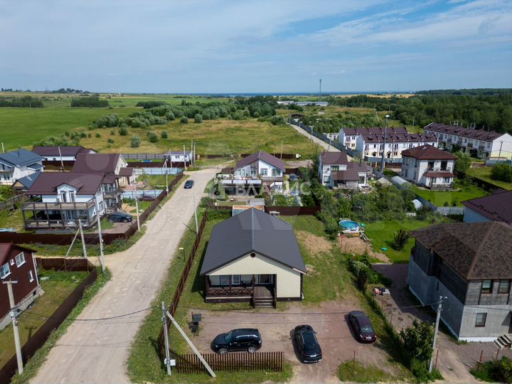 Дом 148 м² на участке 9 сот.