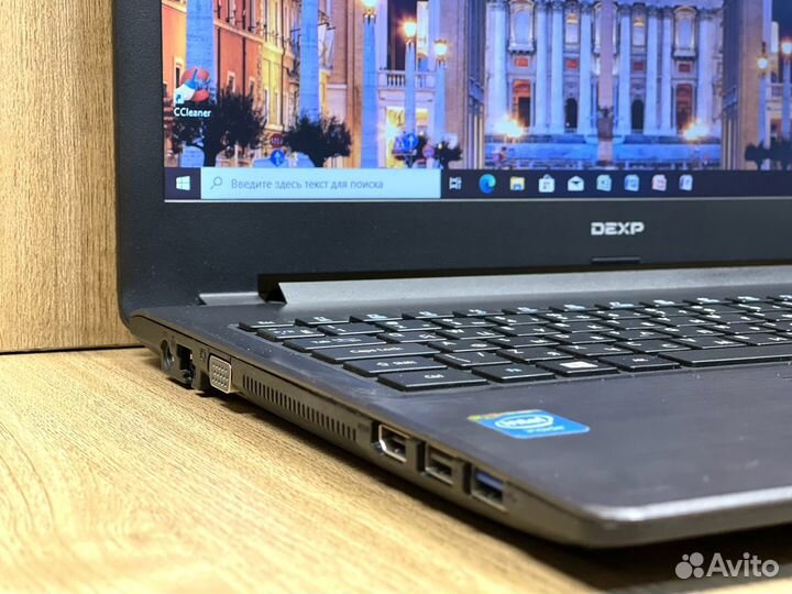 Ноутбук intel / 4 gb / Видео intel HD Graphics 2gb