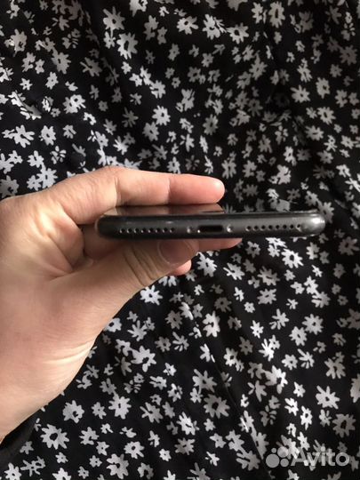 iPhone 8 Plus, 64 ГБ