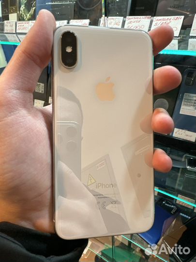 iPhone X, 64 ГБ