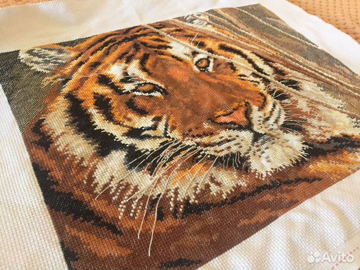 Вышитая картина «Тигр»