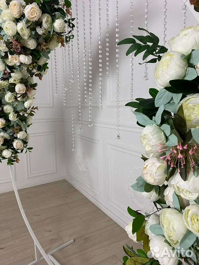 Свадебная арка. Свадебная фотозона