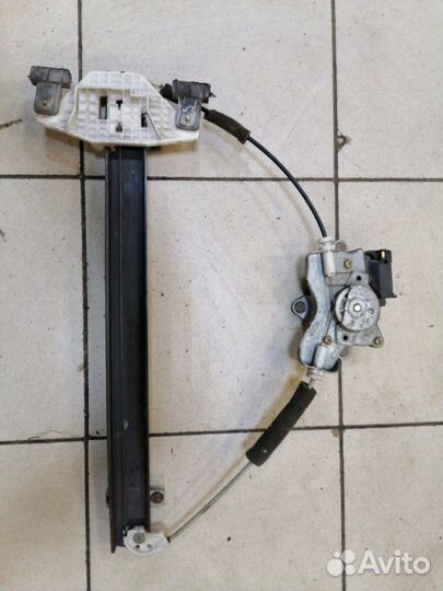 Стеклоподъемник передний правый Hyundai Sonata 6