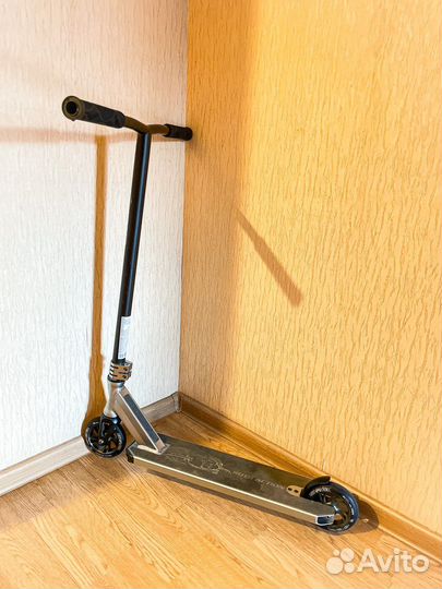 Трюковой самокат Rush Action