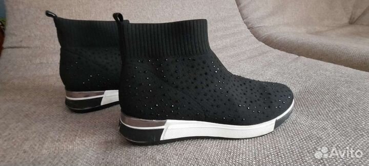 Кроссовки, носки