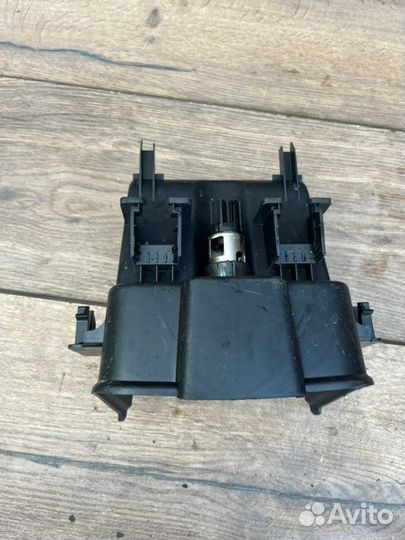 Рамка центральной консоли Opel Astra Gtc J 1.4