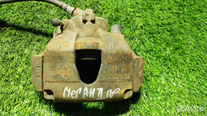 Суппорт передний правый Renault Megane 2