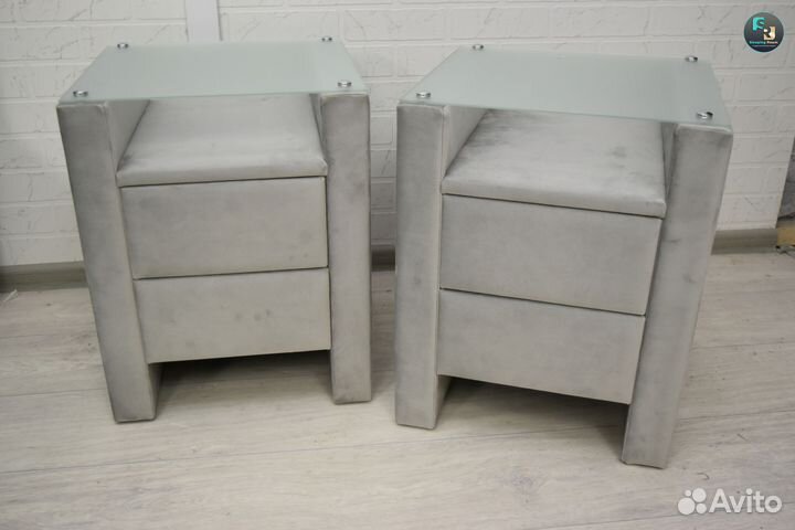 Прикроватные тумбы