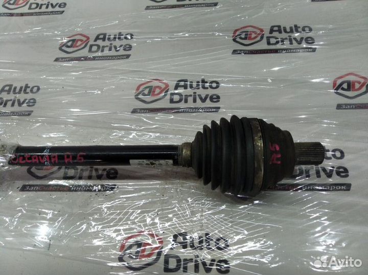 Привод левый передний Skoda Octavia A5 1.6 2012