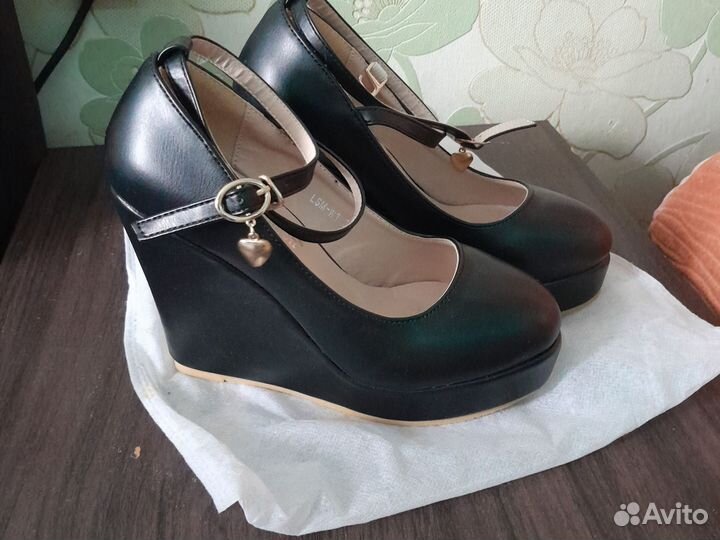 Туфли женские