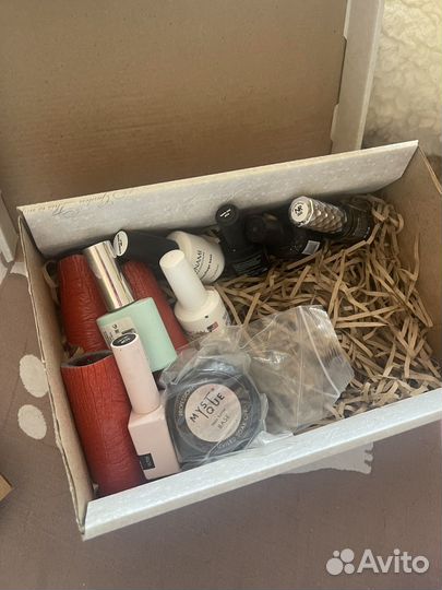 Материалы для маникюра