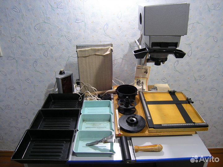 Фотоувеличитель и принадлежности