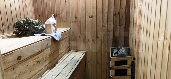 2-к. квартира, 90 м², 1/2 эт.